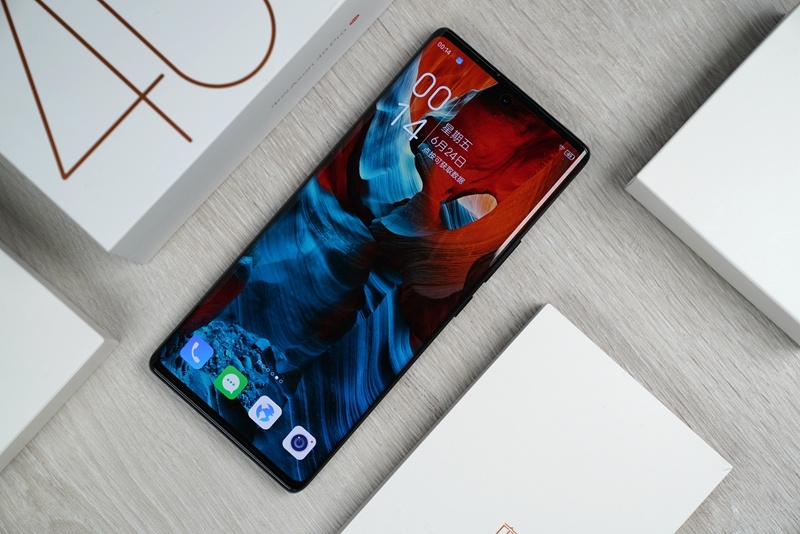 12+256g高性能手机哪款最值得入手,12gb和256gb的2000左右游戏手机