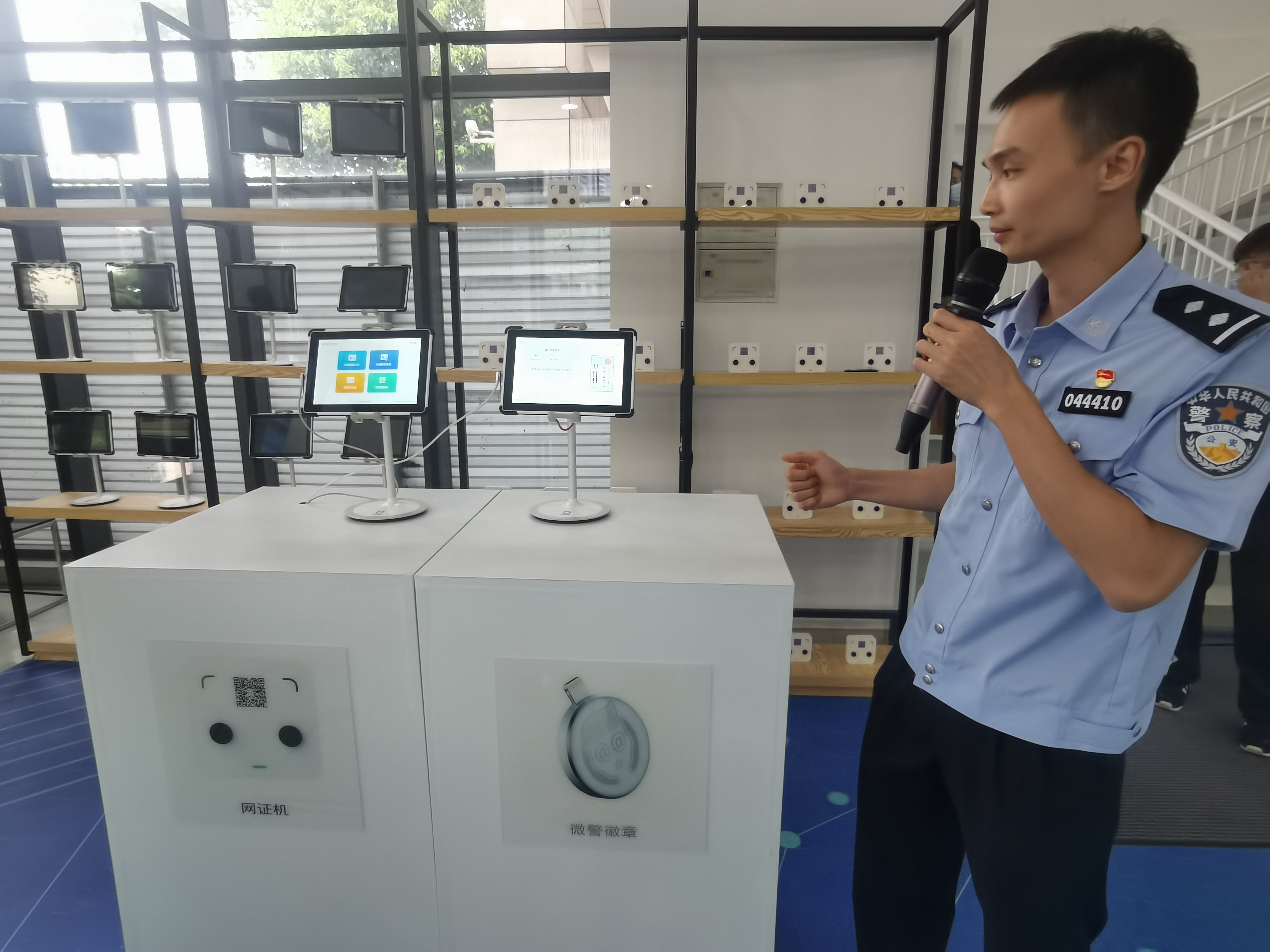 住宾馆忘带身份证怎么办,住酒店忘记带身份证怎么开证明