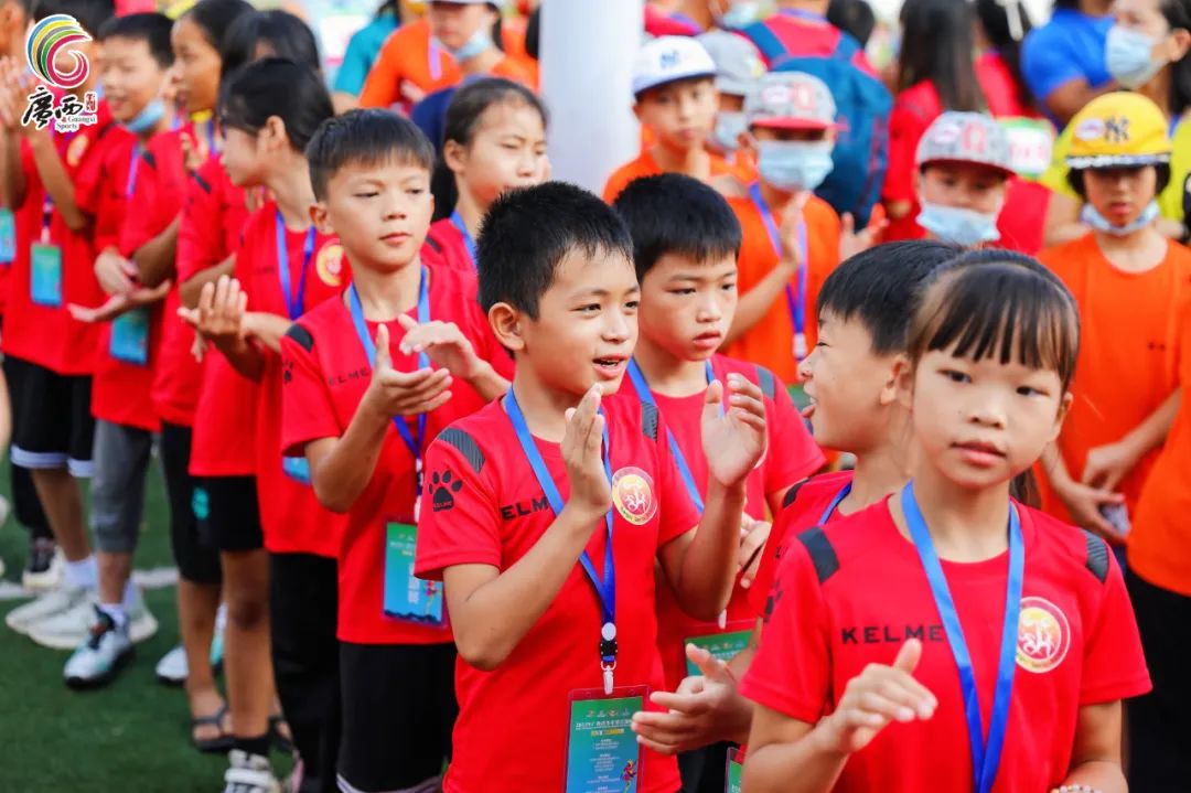 广西马山攀岩比赛直播回放,马山县古零镇初级中学攀岩比赛