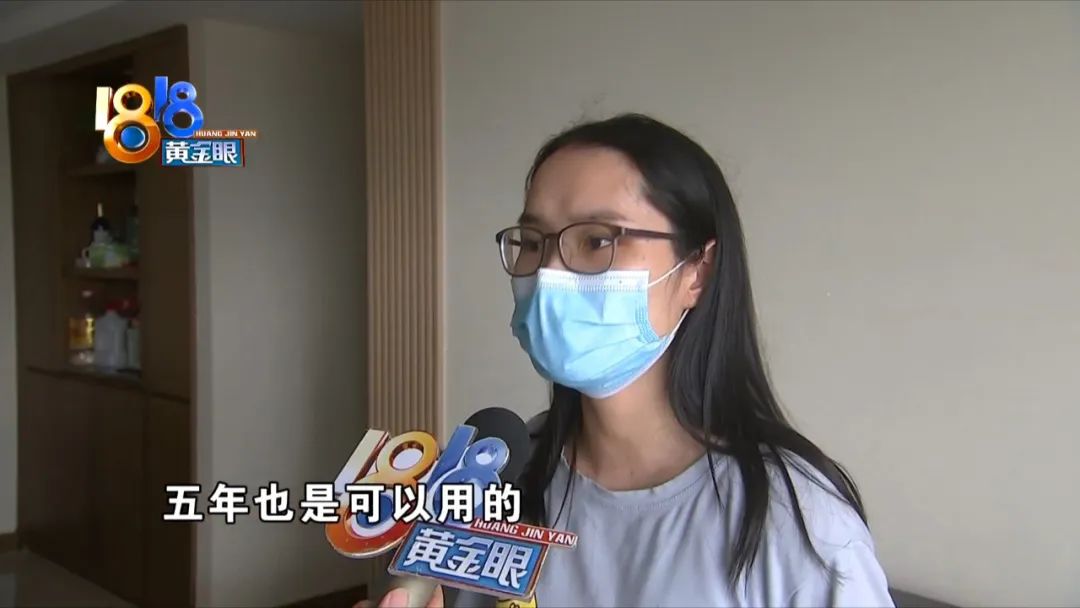 雅兰真皮床掉皮,真皮沙发几年后黑了