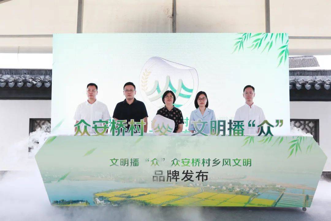 苏州一座充满江南小调的城市,苏州是一座园林城市的作者