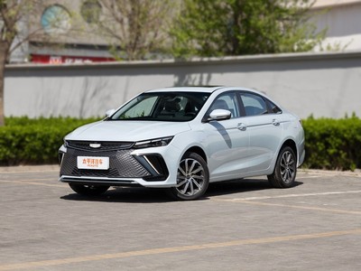 吉利最近发布的插混车,吉利的插混和比亚迪的插混哪个好