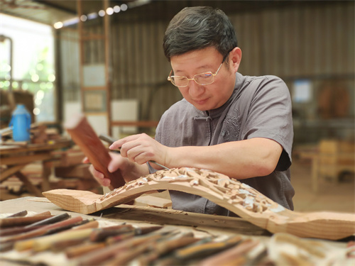 肥城市福木祥居桃木工艺品店,山东肥城正宗桃木雕刻摆件