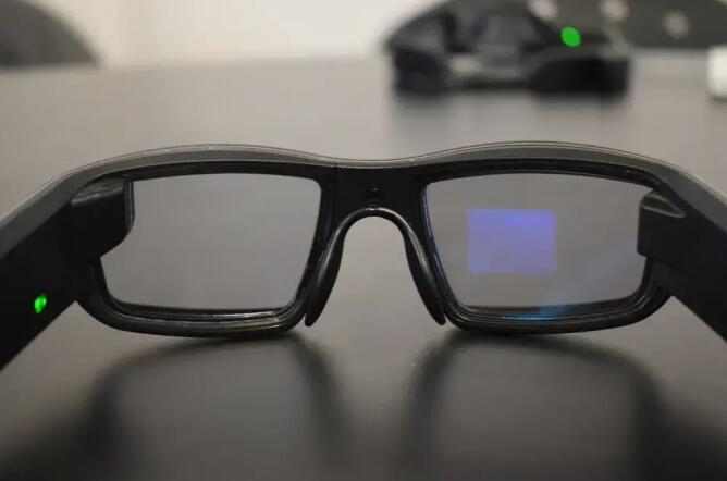 vuzixblade智能眼镜认证,vuzix智能眼镜价格