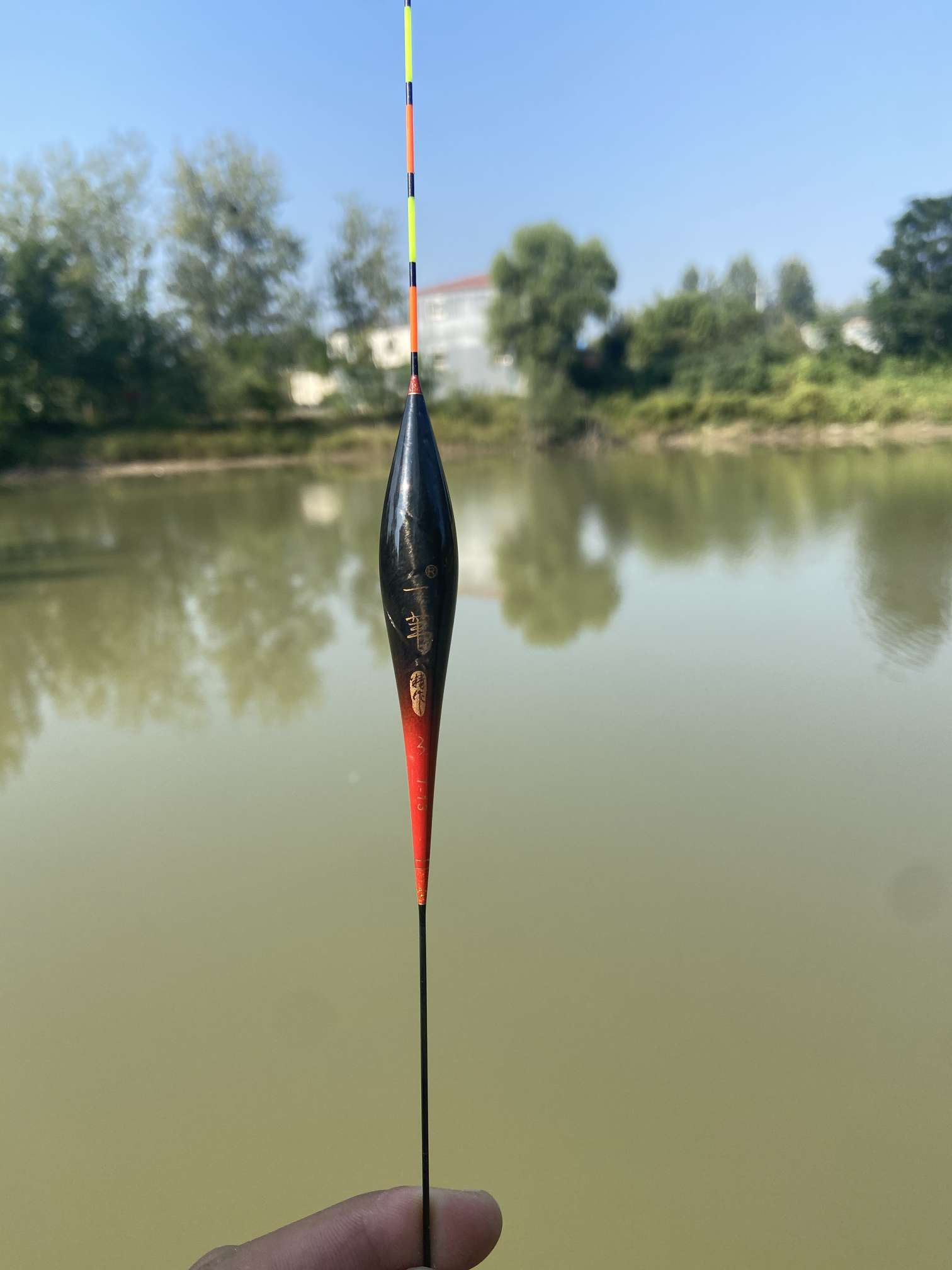 钓鲫鱼用硬尾还是软尾浮漂,小软尾七星浮漂优势在哪里