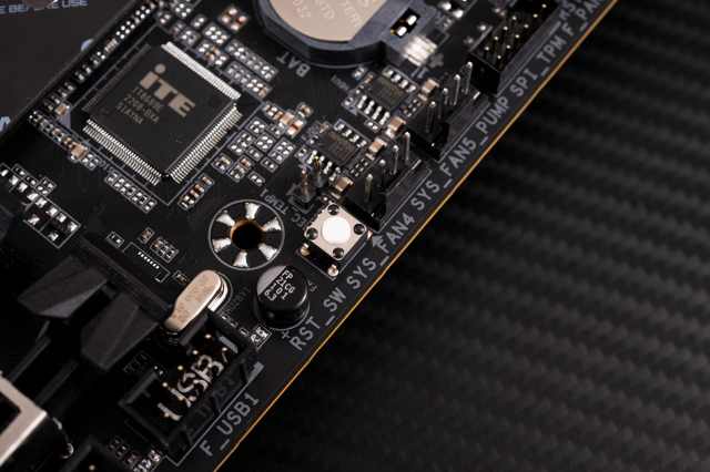 技嘉z790aorus小雕测评,技嘉z790aorusmaster评测