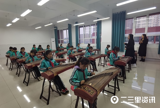 耕耘·我们的教育｜烹饪、古琴、书法……70余种特色社团，让学生全面发展