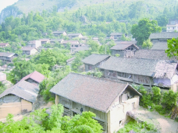 册亨天下布依第一县,中国少数民族第一线贵州册亨县