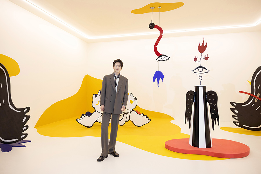 兰蔻菁纯艺术展预热,兰蔻菁纯艺术之夜