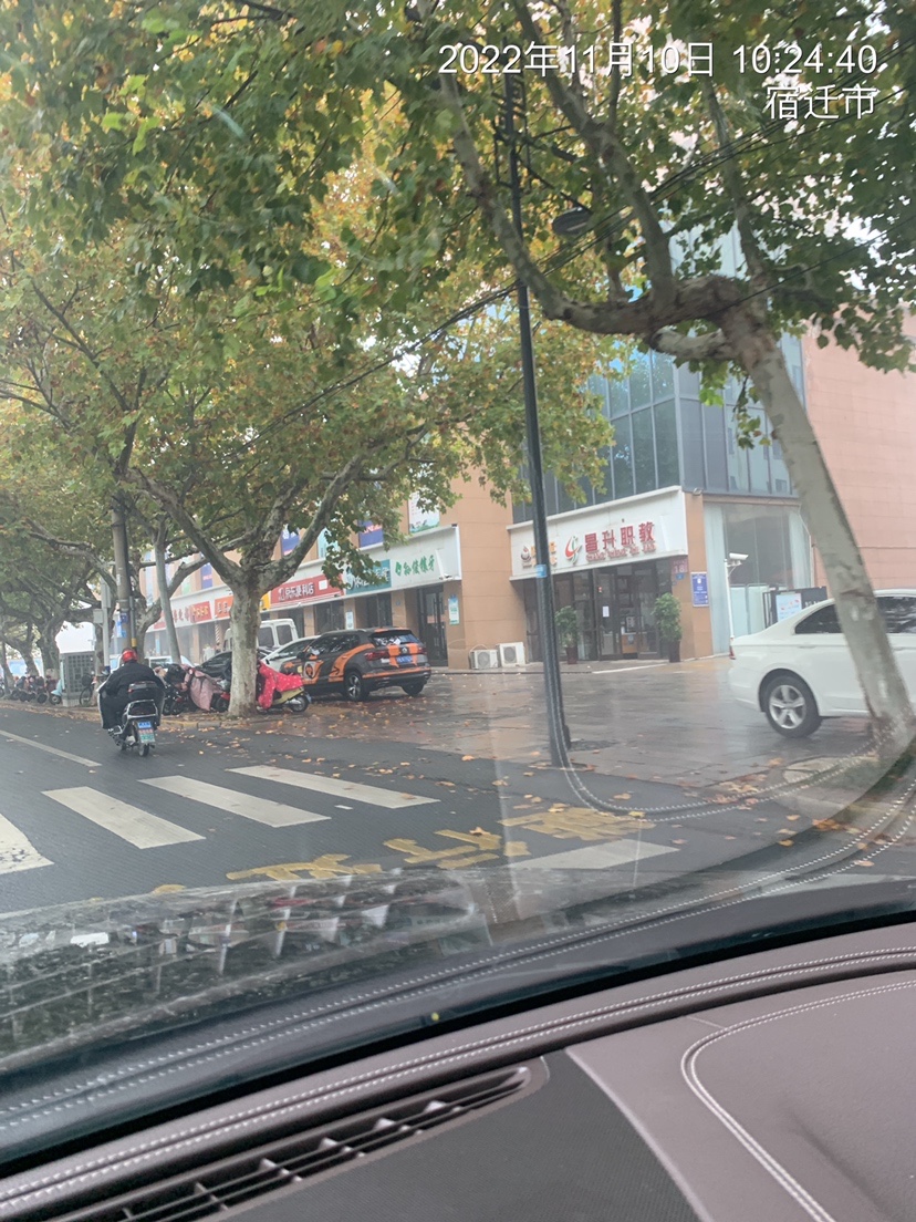 结交天下钓友分享钓鱼人生,跟朋友一起钓鱼技巧