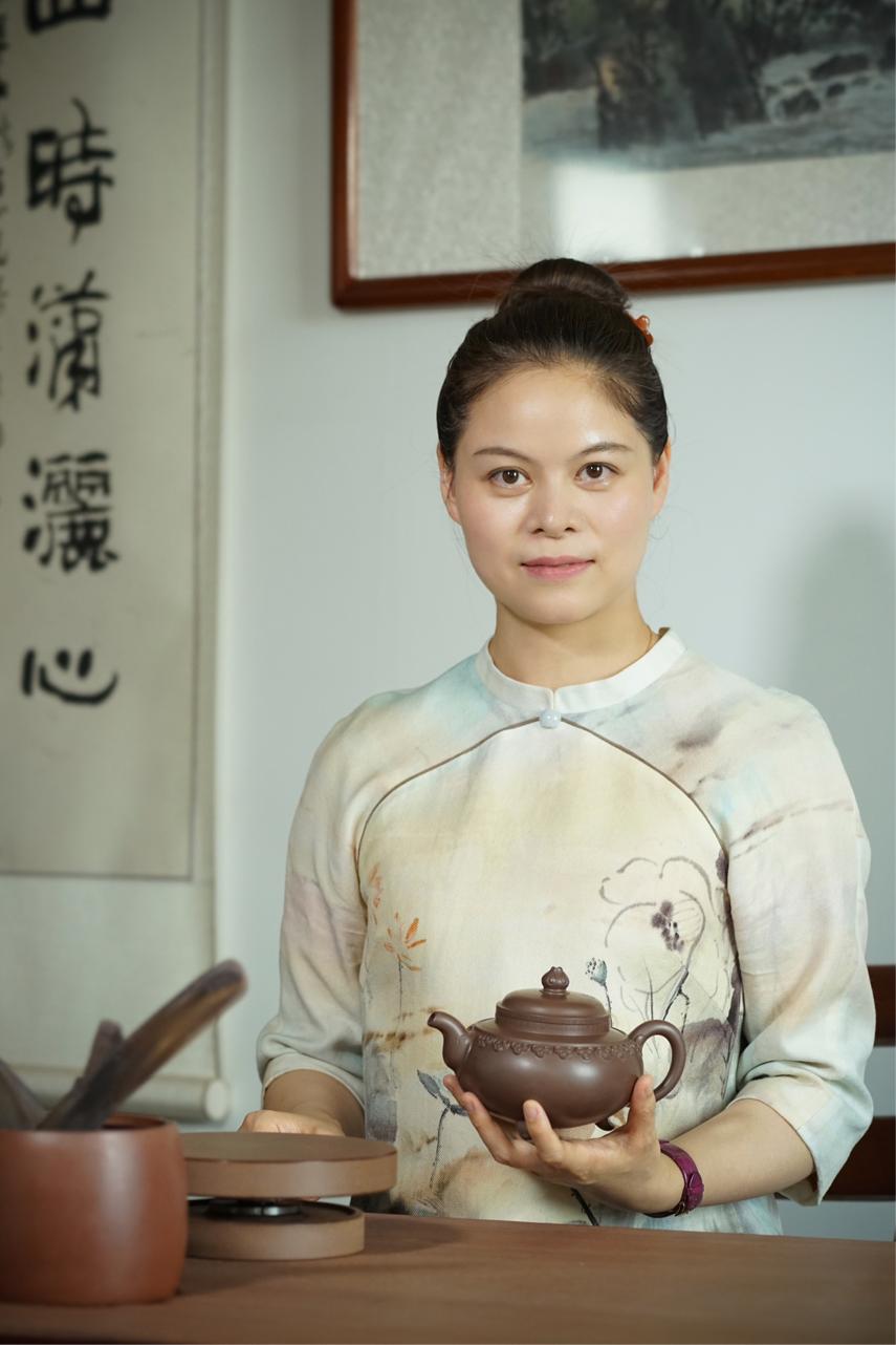 顾婷紫砂六方雪华壶,紫砂顾婷