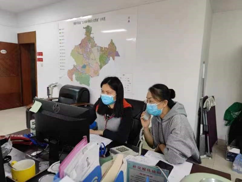 疫无反顾大爱绵长抗疫征文,义无反顾巾帼担当