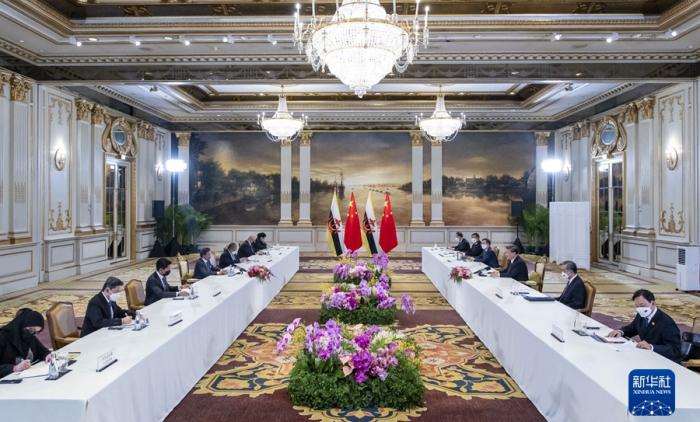 习言道丨习*平近**这趟出访，三个场景意味深远