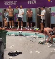 墨西哥拳王向梅西发起挑战,墨西哥拳击手抨击梅西