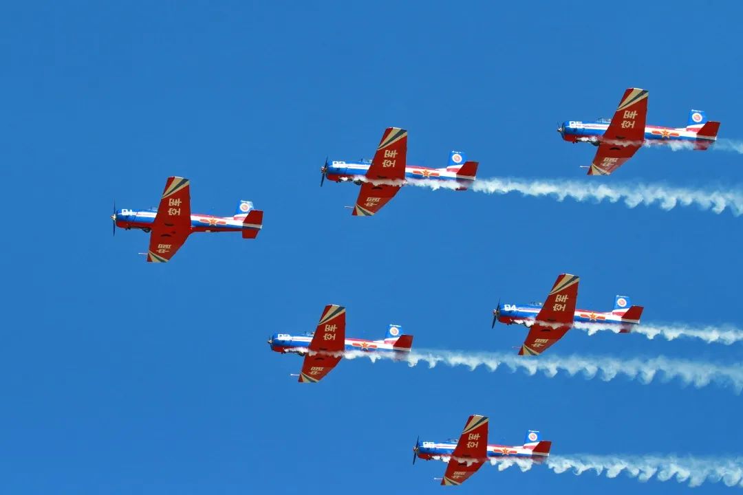 签了！民用初教6首单，雏鹰的常青之路