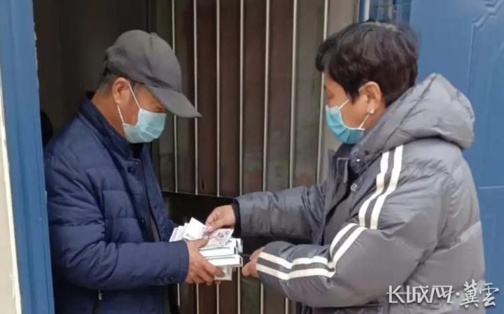 唐山丰南岔河镇：咨询热线搭起为民服务“连心桥”