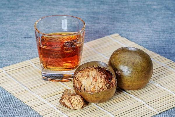 喉咙有痰用什么祛痰,喉咙有痰堵但不难受吃什么中成药