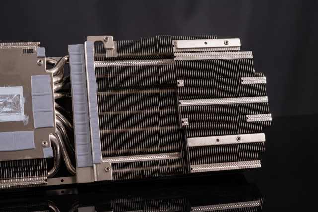 索泰顶级amp系列4090显卡开箱,索泰4080amp显卡评测