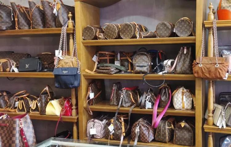 涨价的奢侈品,大排长龙奢侈品