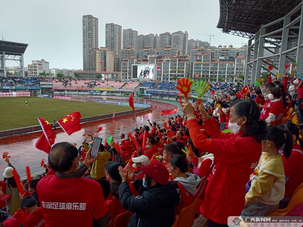 越南芒街与广西东兴足球赛,中越凭祥边民大联欢晚会