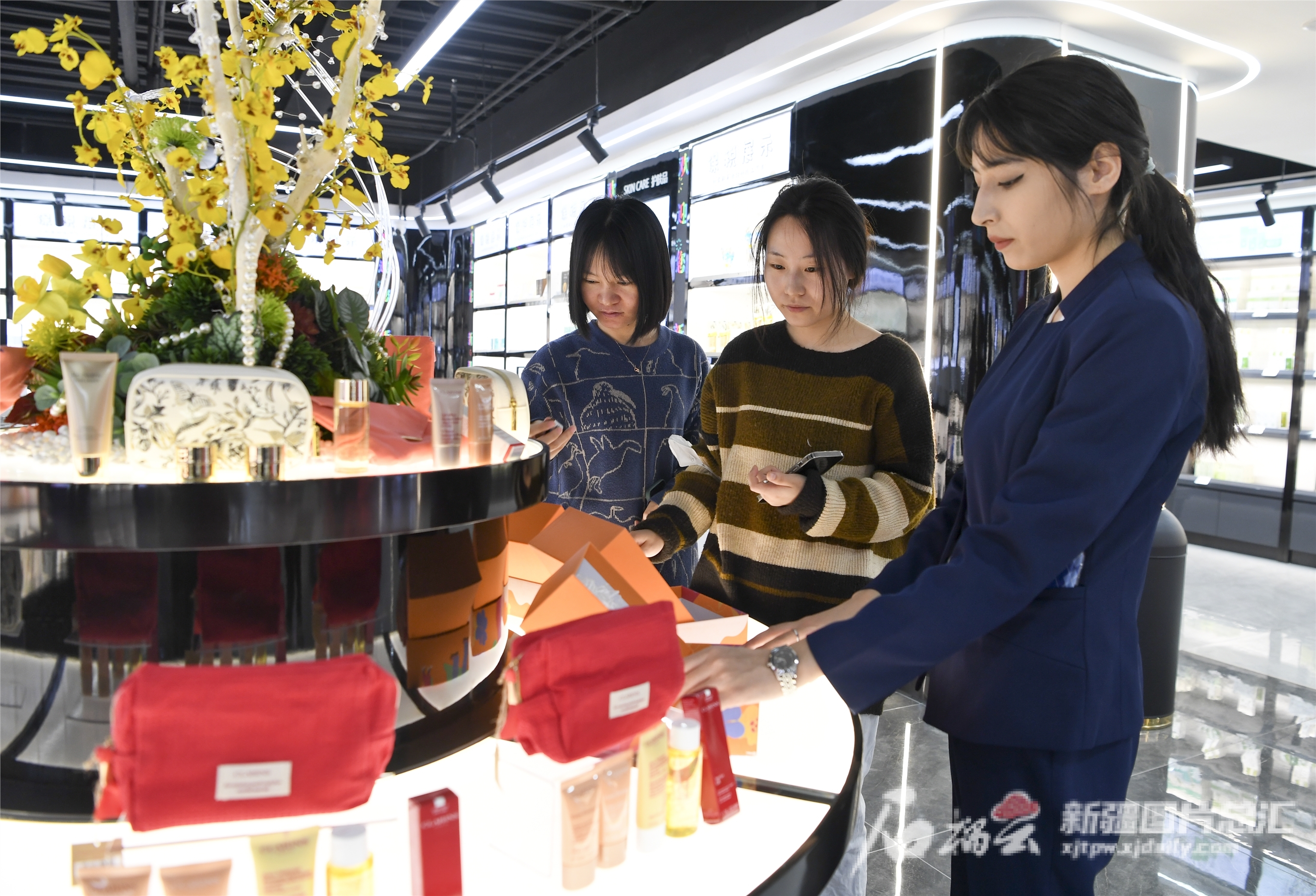 家门口购全球万种好货任你挑,家门口买东西