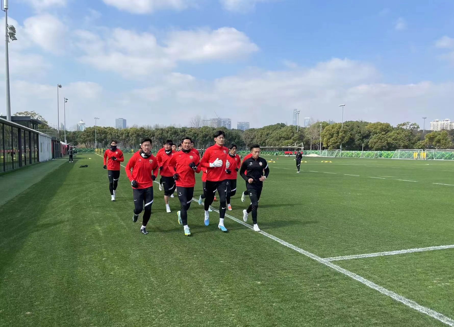 海港外援最新信息,海港队开始备战训练了吗