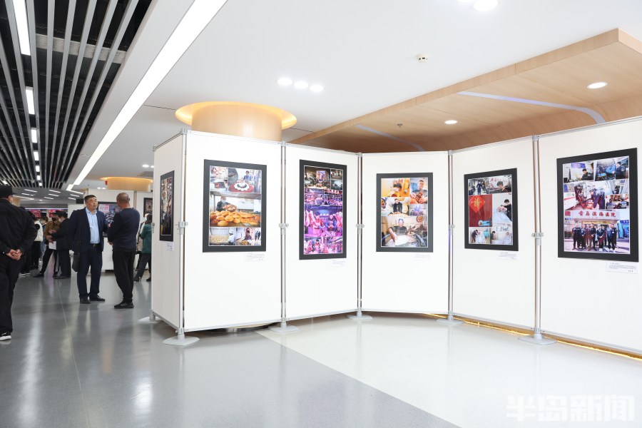 最美工作者摄影展,最美个体工商户照片