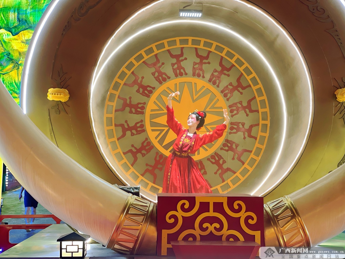 南宁地摊发展趋势,南宁地摊经济流行起来