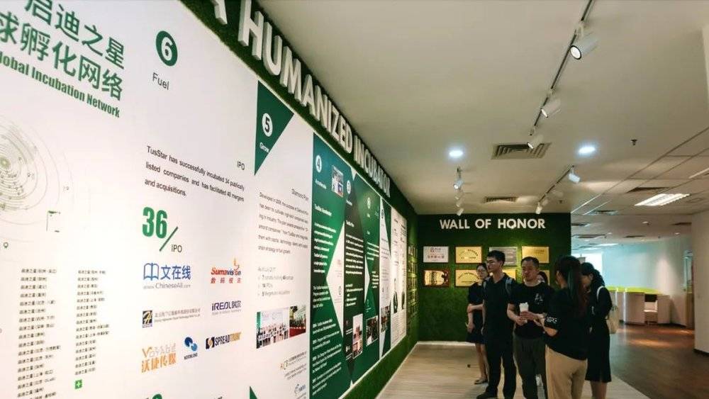 马来西亚大型货船,马来西亚港口货船