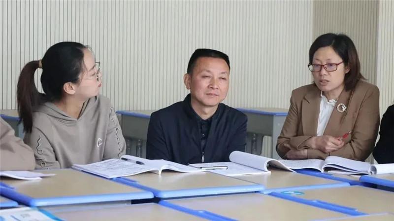 前进教育集团解放路校区,前进教育集团文化路校区