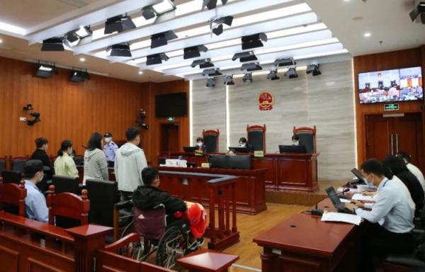 扫码送大鹅被诈骗了咋办,扫码送礼物刷单诈骗