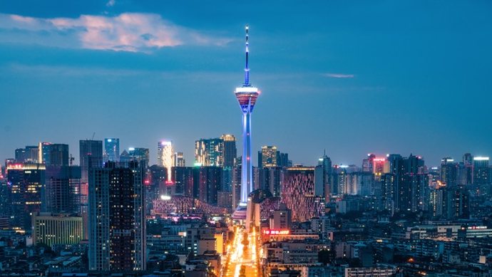 万户千门入画图出自李白的什么诗,成都万户