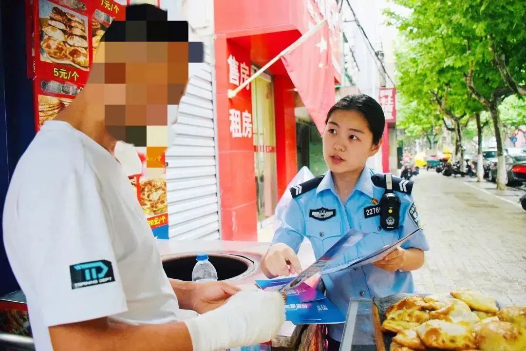 刚被拉进群就被踢了,拉人进群聊又被踢