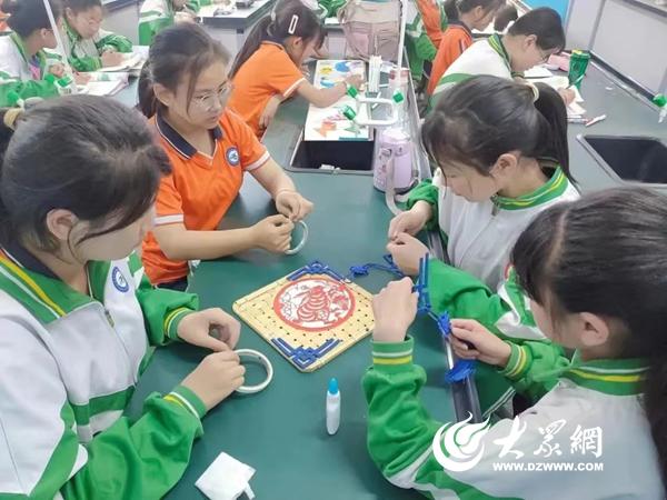 临清市先锋路街道中心小学——多彩课程促“双减”社团活动绽光芒