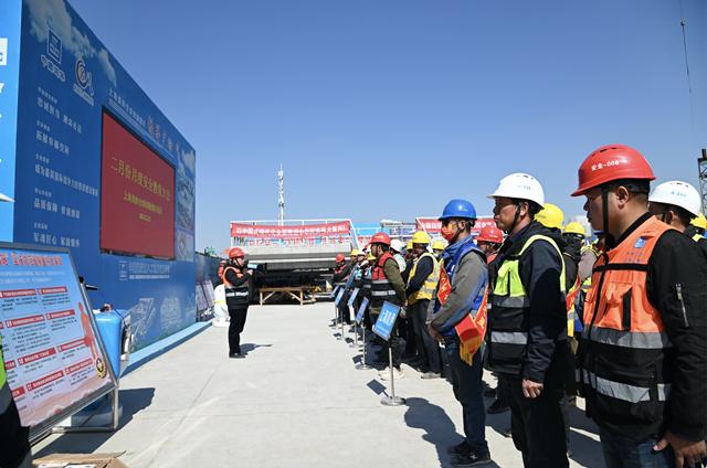 上海美的全球创新园钢结构,上海美的全球创新园项目中建八局