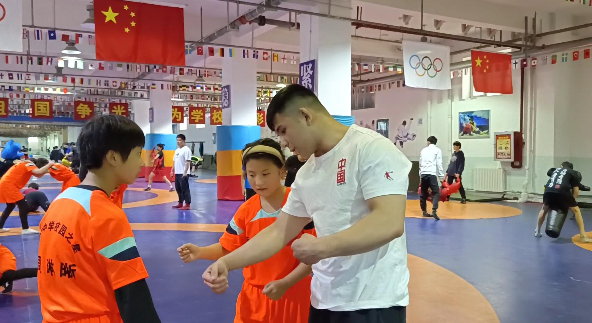 青少年国际式摔跤锦标赛全国第一,全国大学生中国式摔跤锦标赛乙组