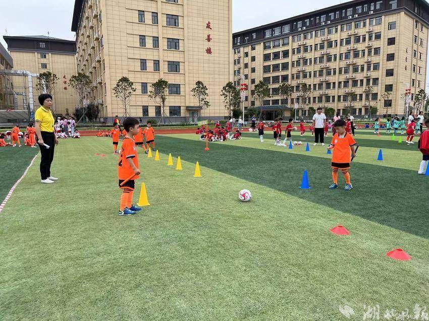 孝感市首届幼儿园足球大赛,孝感市幼儿园足球大赛开幕式