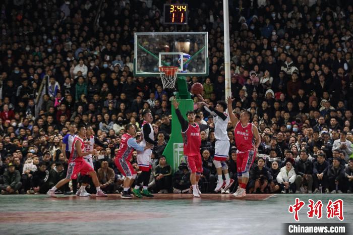 “村”字头体育让人看到乡村魅力归家游子幸福感十足