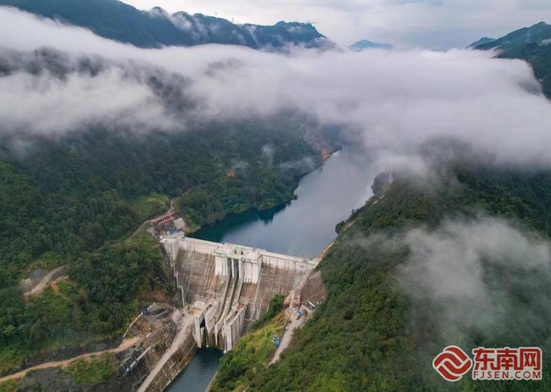 做足“绿”文章勇于“碳”新路