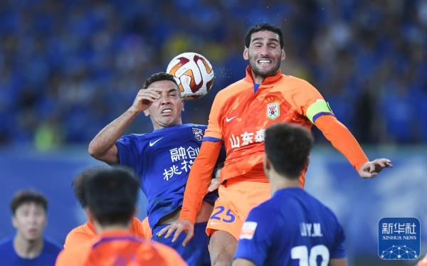 武汉三镇中超怎么升上来的,2022中超冠军三镇vs泰山