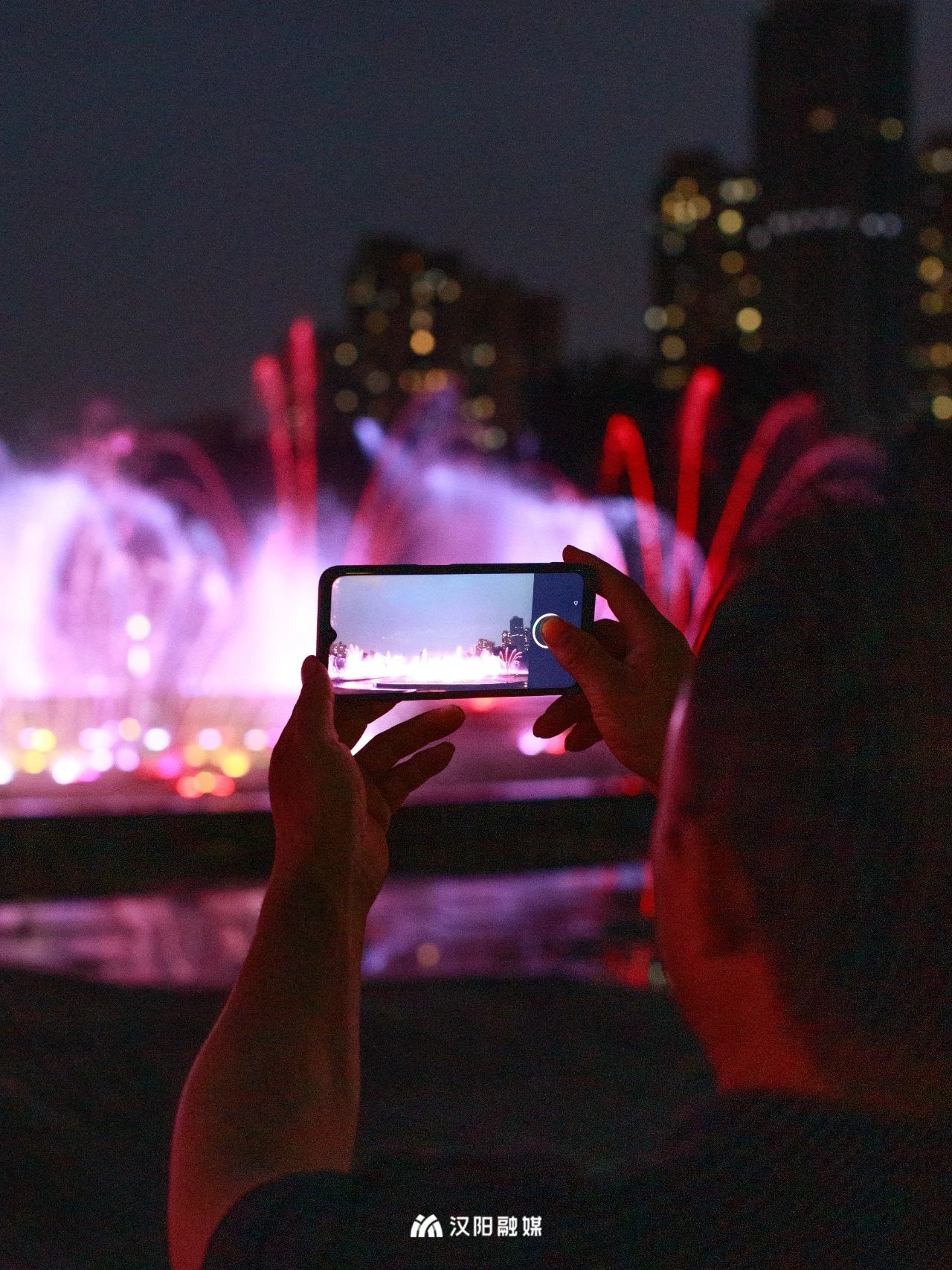 武汉音乐喷泉在哪里,武汉最大喷泉在哪里