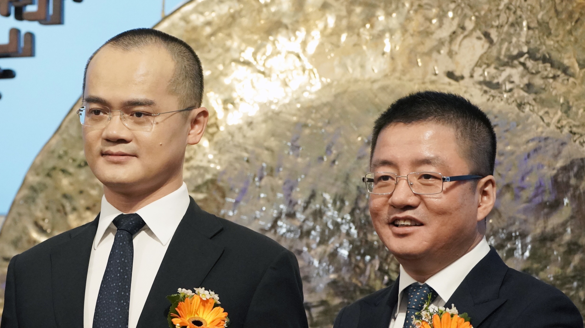 王慧文光年之外是做什么的,王慧文光年之外