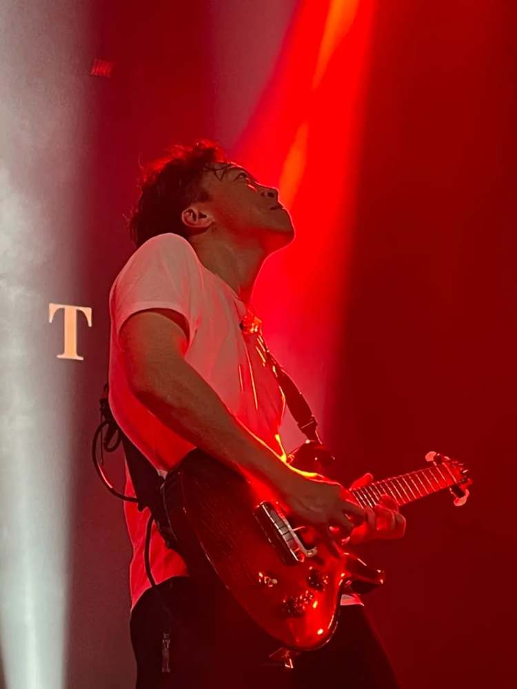 黄家驹几多天真的理想,每个人心中都有不一样的黄家驹