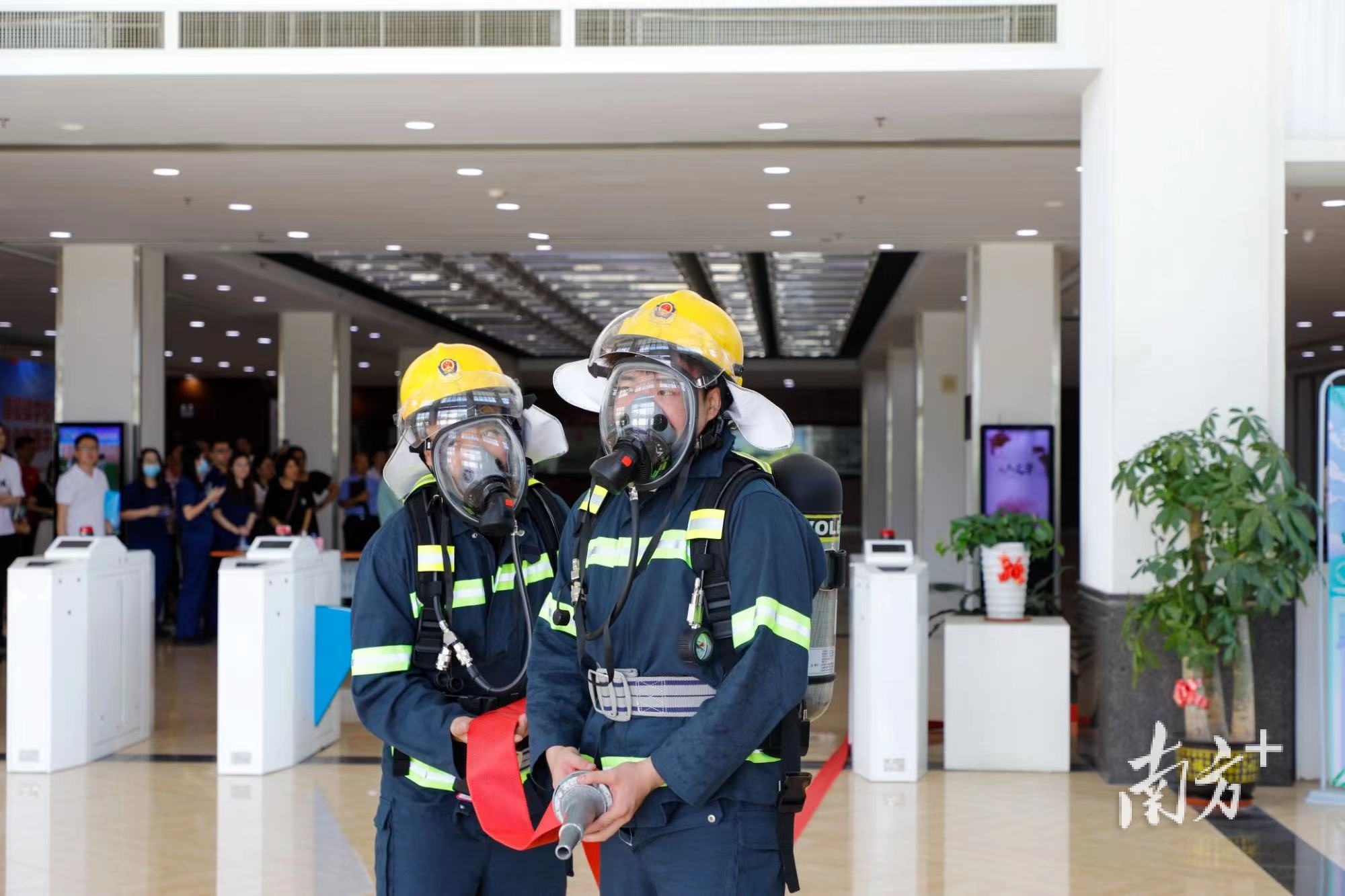 消防安全标准化管理标杆示范校园,高标准打造消防示范场所