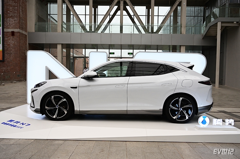 2023款腾势n7电动版6座版suv推荐,豪华大五座家用suv首选腾势n7