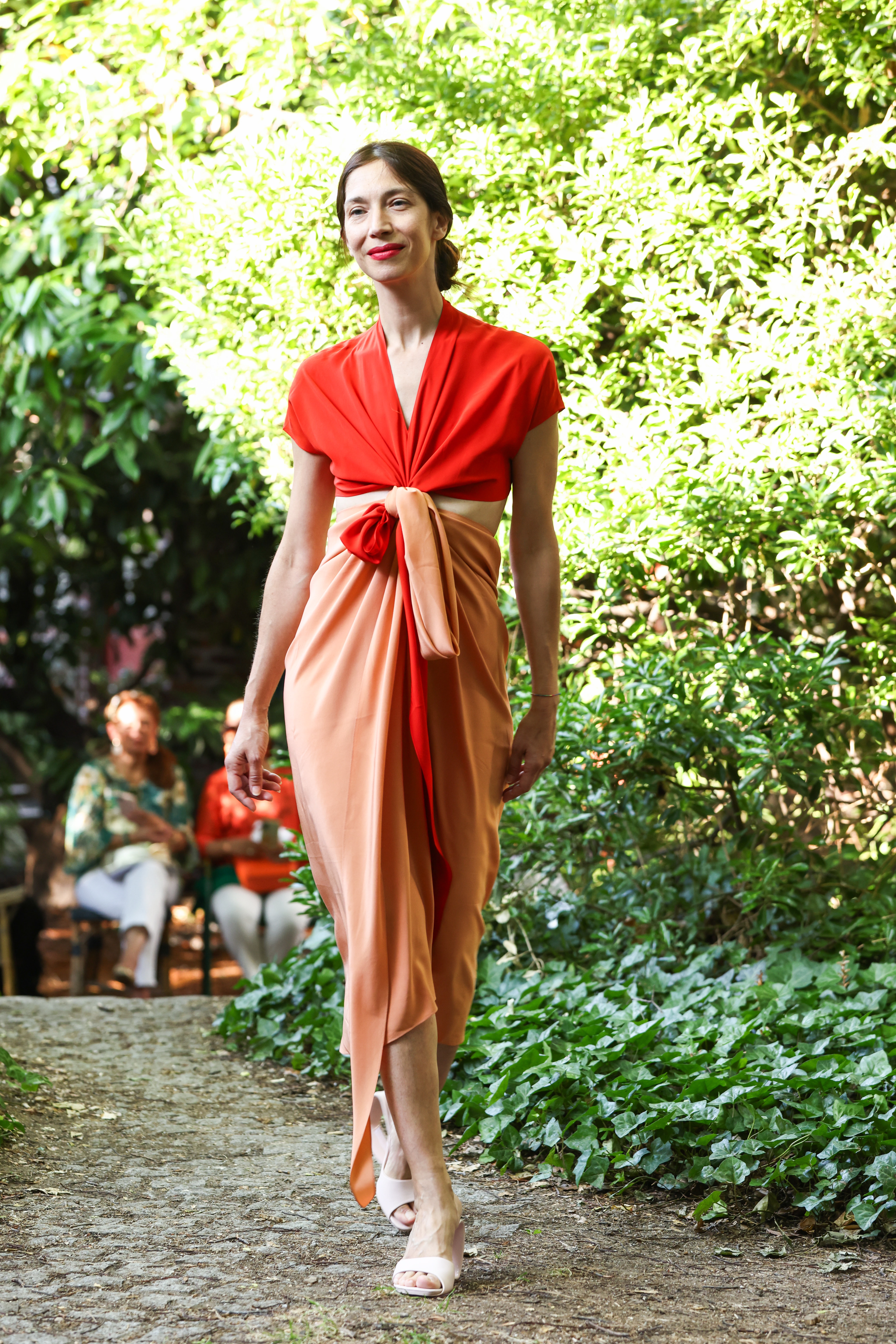 2019年巴黎高级时装周荷兰设计师,欧洲高级定制时装周