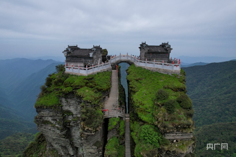 高质量发展看中国丨向“绿”而行“黔景”无限好