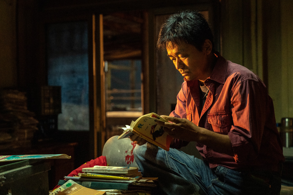 王宝强：被生活“击倒”后的六年,王宝强遭遇的挫折