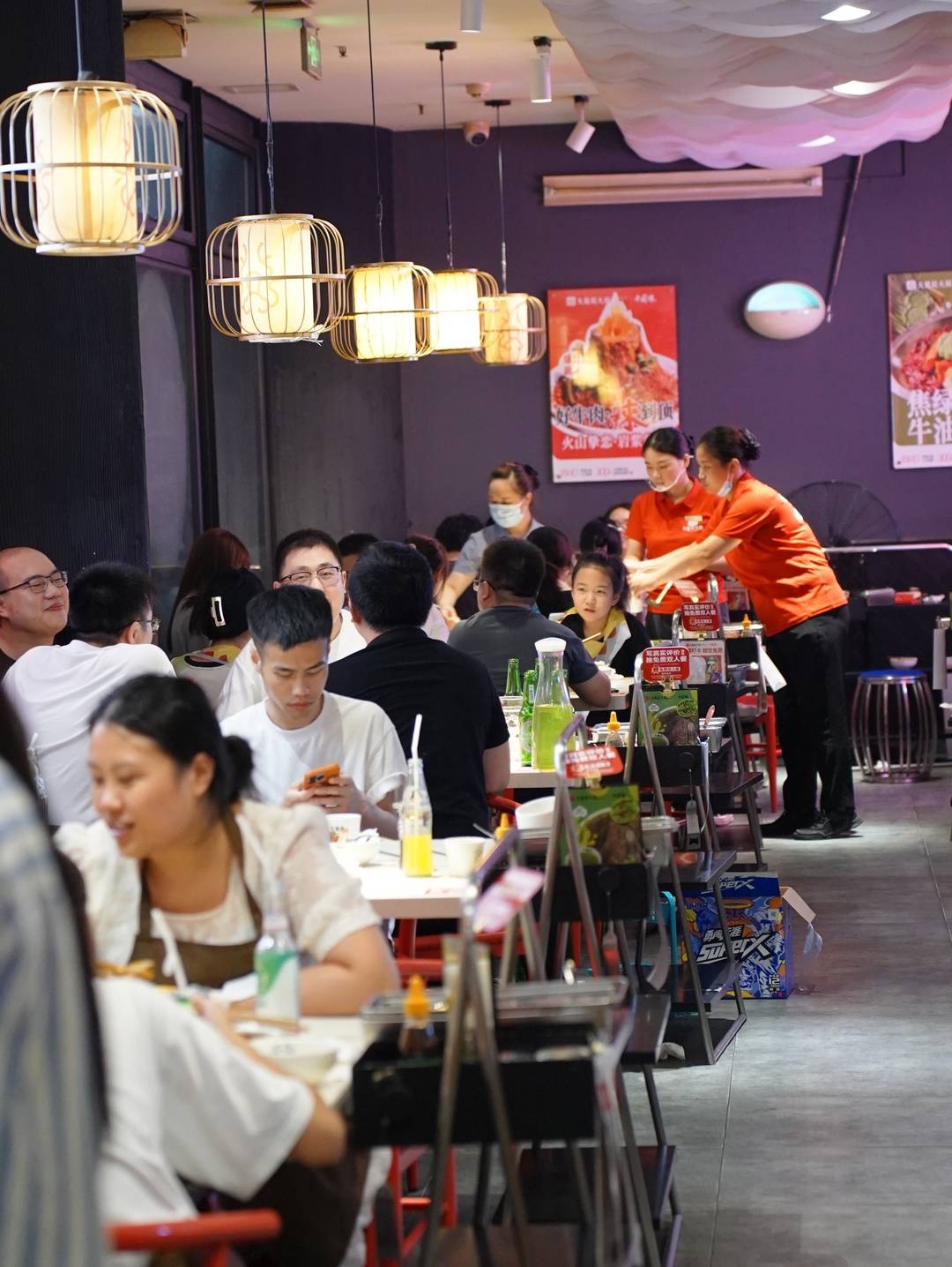 成都免费吃火锅,成都火锅店免费吃火锅