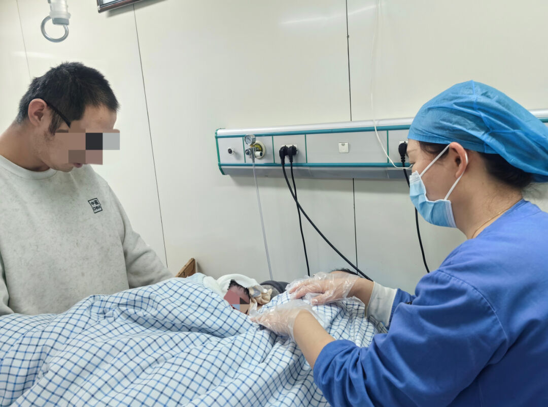 9斤4两，寿光综合医院产房经阴分娩一例4670g巨大儿